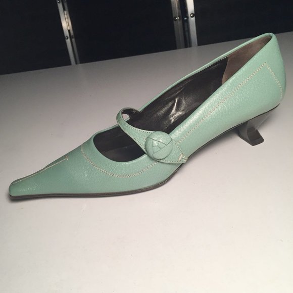 PRADA Shoes - Picture 1 of 10